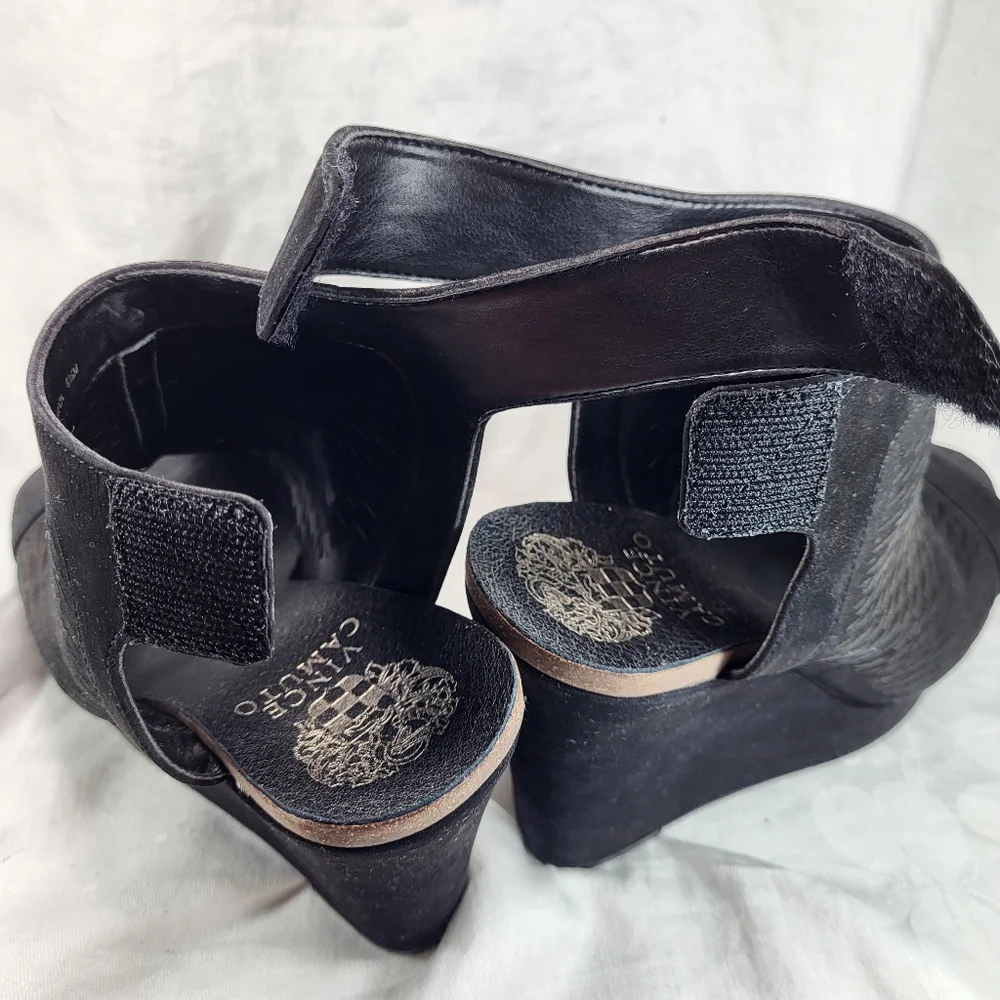 Vince Camuto Kyrene Black Leather SANDALS Womens Size 6.5M Wedge Heels Platform